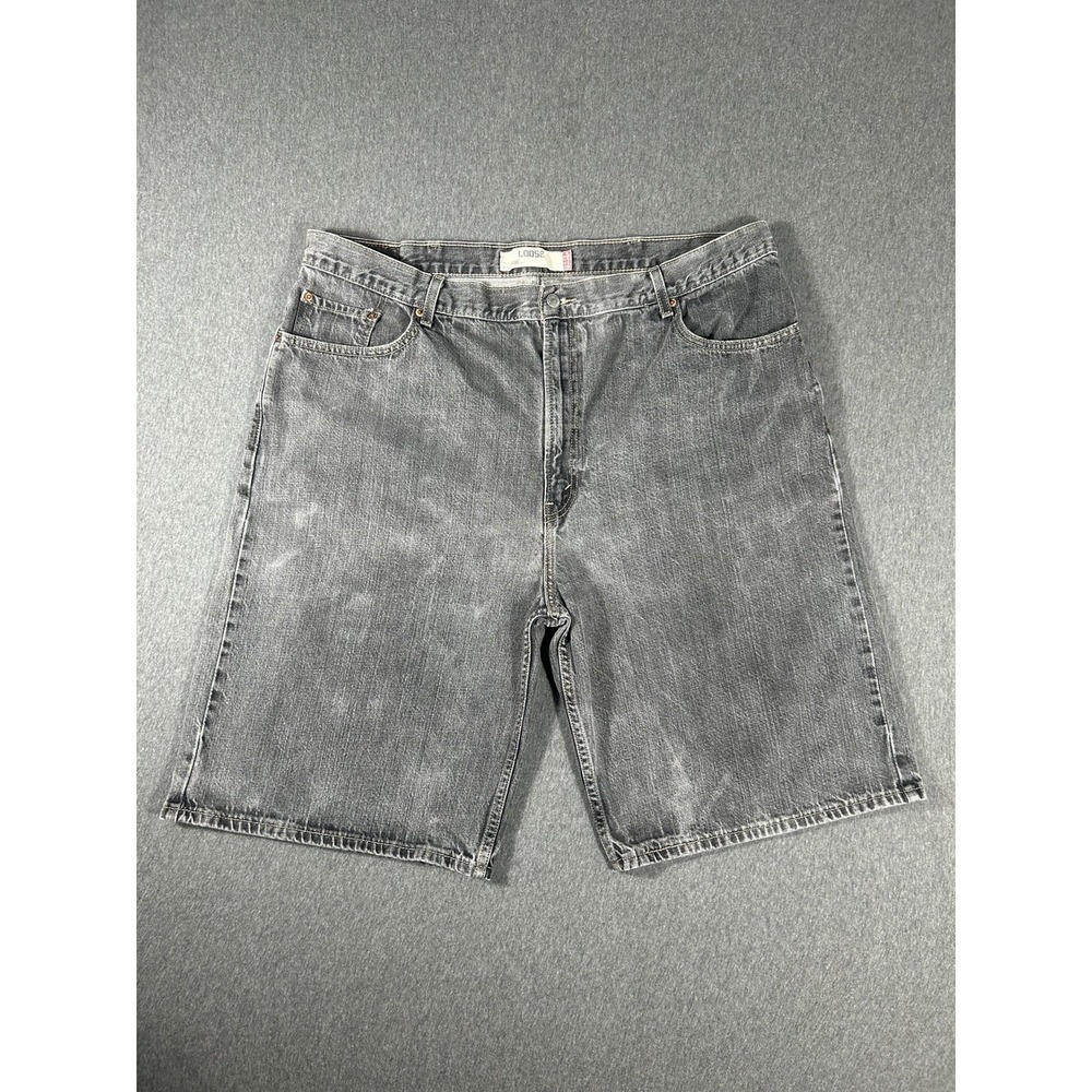 Levi's Men's 569 Size W44 Loose Straight Fit Medium Wash Denim Jean Shorts